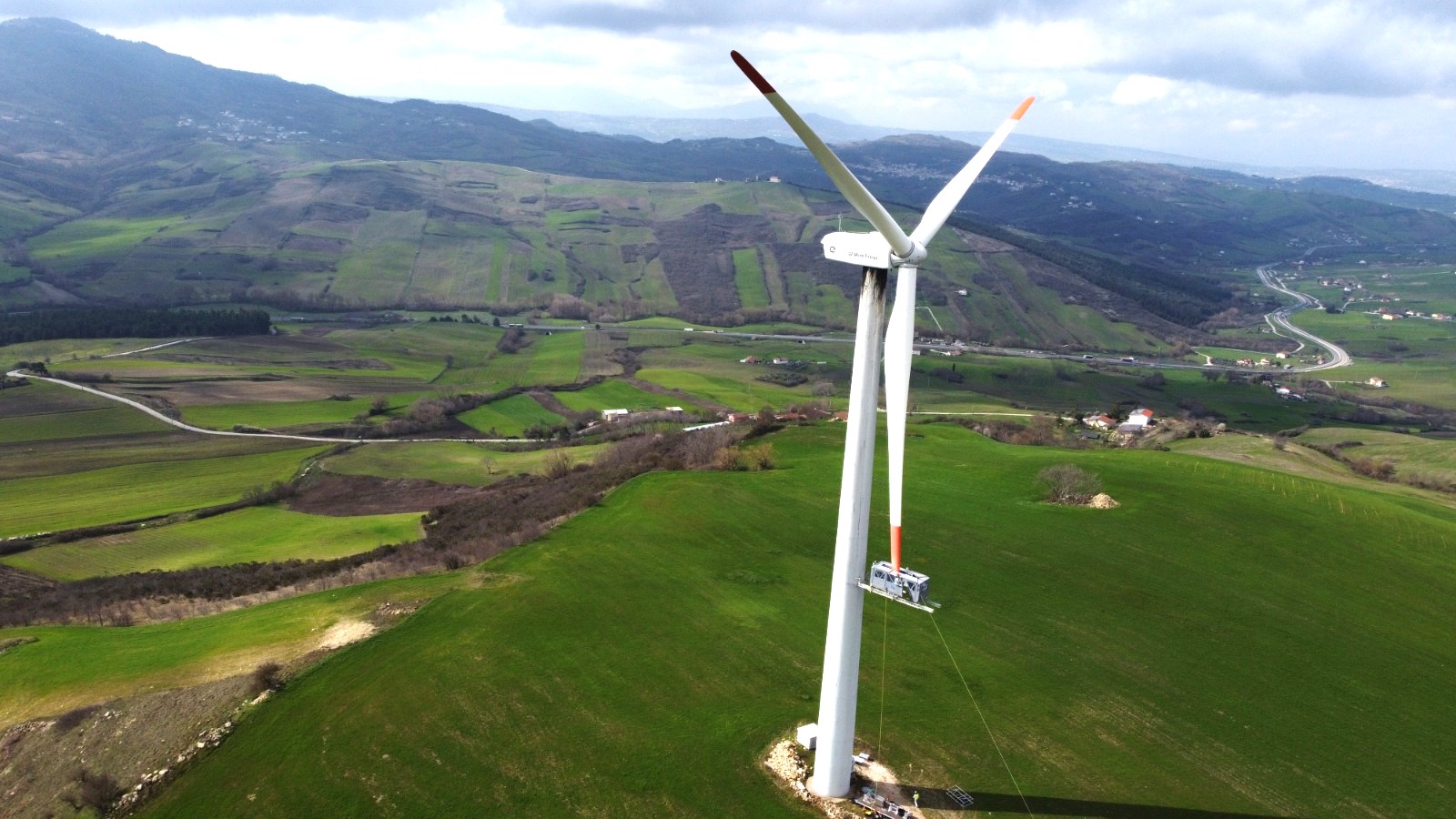 Riparazione pale con piattaforma SkyFlex wind